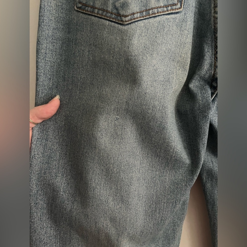 ✨HOST PIC✨ anè 4 Beautiful Embellished Jeans - Picture 9 of 13